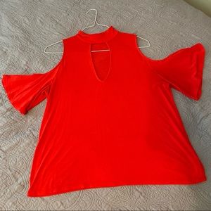 Express Blouse - Shoulder and Neck Cutouts